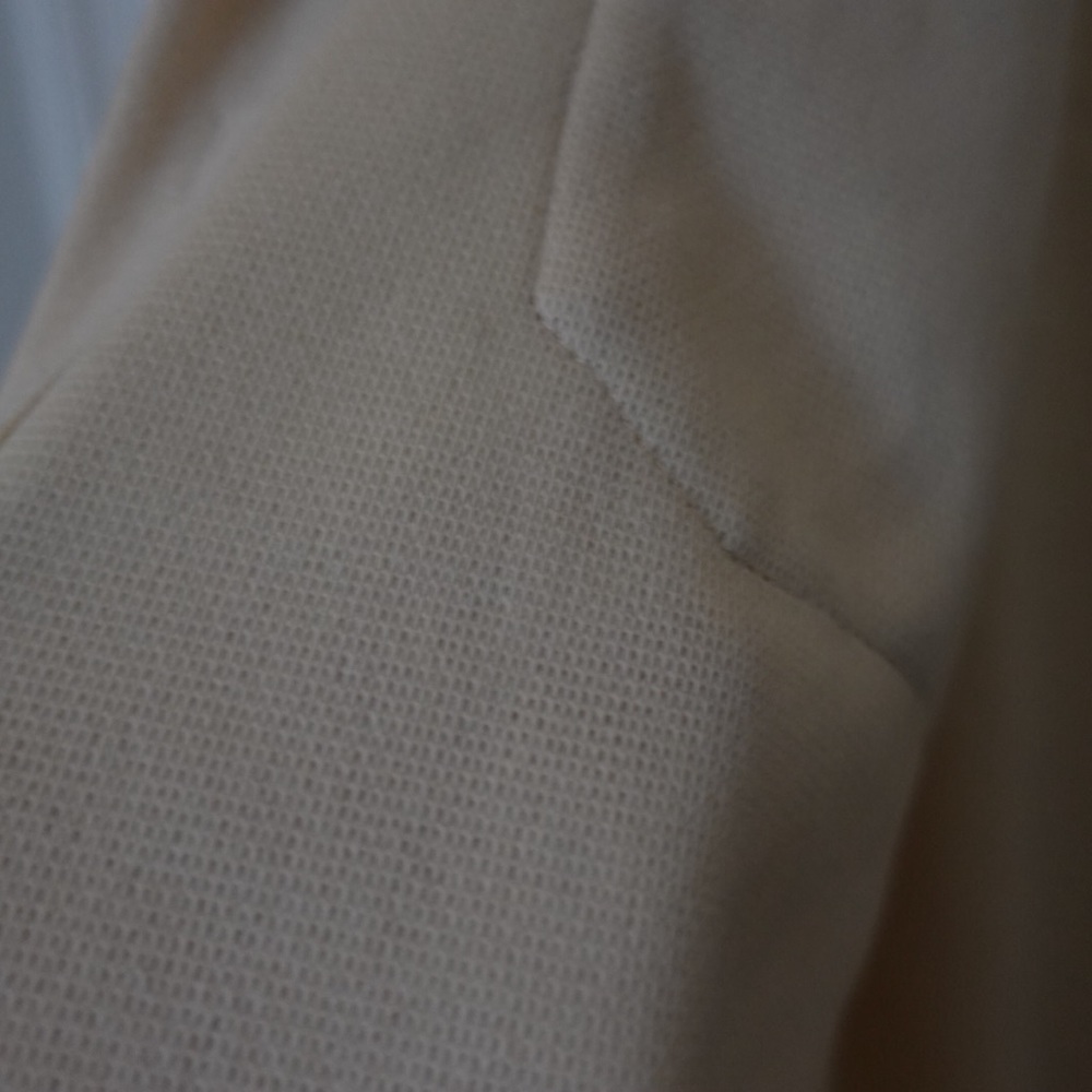 Missguided Beige Shacket - Picture 6 of 7